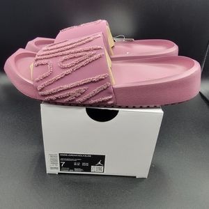Jordan Women's Nola Slides Size 7 Mulberry Purple Sandals Comfort Shoe New